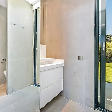 Ramatuelle Contemporary Villa