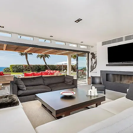 Ramatuelle Contemporary Villa Saint-Tropez